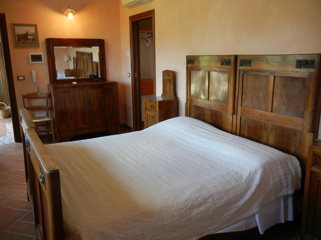 La Colombarola Agriturismo Farneto Exterior foto